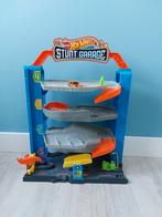 Hotwheels stunt garage, Ophalen, Zo goed als nieuw, Handmatig, Hot Wheels