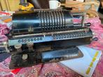Antieke rekenmachine, made in Sweden, in redelijke staat., Diversen, Rekenmachines, Ophalen of Verzenden, Zo goed als nieuw