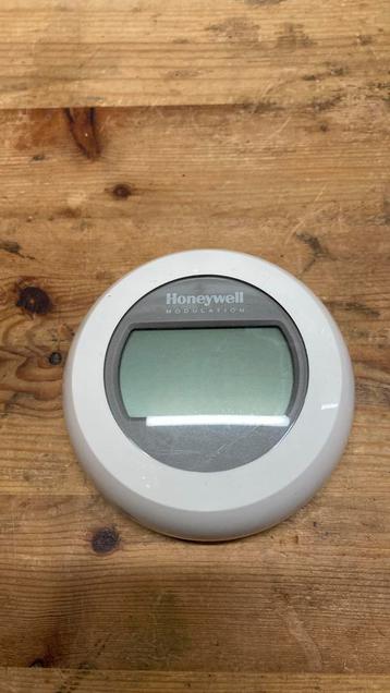 Thermostaat Honeywell beschikbaar voor biedingen