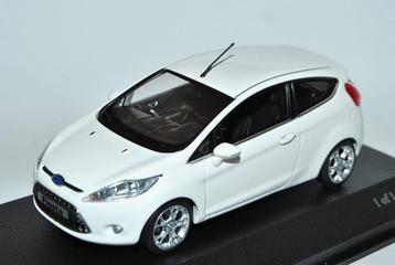 GEZOCHT gevraagd Ford Fiesta 2009 Minichamps wit - wanted beschikbaar voor biedingen