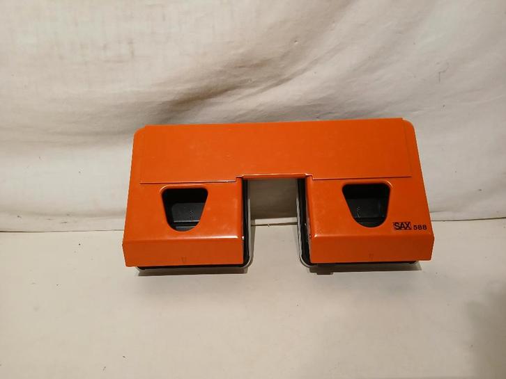 SAX 588 Dubbele perforator, Diversen, Bureau-accessoires, Nieuw, Ophalen of Verzenden