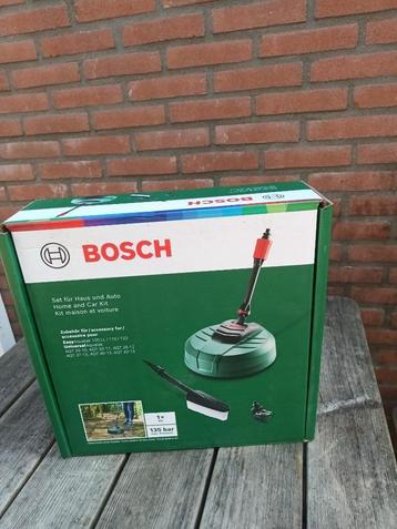 tuin gereedschap zie foto vrij bieden van het merk bosch.... beschikbaar voor biedingen