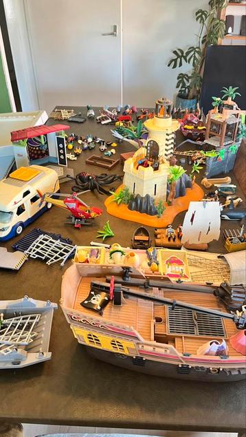 Grote verzameling playmobil beschikbaar voor biedingen