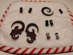 Piercings 4 mm set, Ophalen of Verzenden, Zo goed als nieuw, Overige materialen, Oor- of Traguspiercing