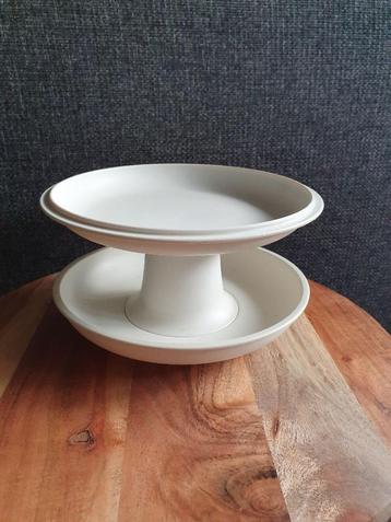 Tupperware etagere, serveerschaaltje, 2 niveaus beschikbaar voor biedingen