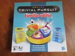 Trivial pursuit familie editie ( nieuwstaat), Hobby en Vrije tijd, Gezelschapsspellen | Bordspellen, Een of twee spelers, Ophalen of Verzenden