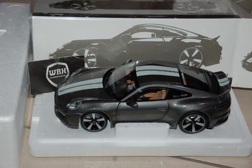SALE PORSCHE 911 992 SPORT CLASSIC 2022 grey Minichamps WRH, Hobby en Vrije tijd, Modelauto's | 1:18, Zo goed als nieuw, Auto
