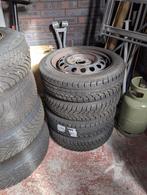 Winterbanden op velg 165/65 R14, Auto-onderdelen, Banden en Velgen, Ophalen, 14 inch, Gebruikt, Banden en Velgen