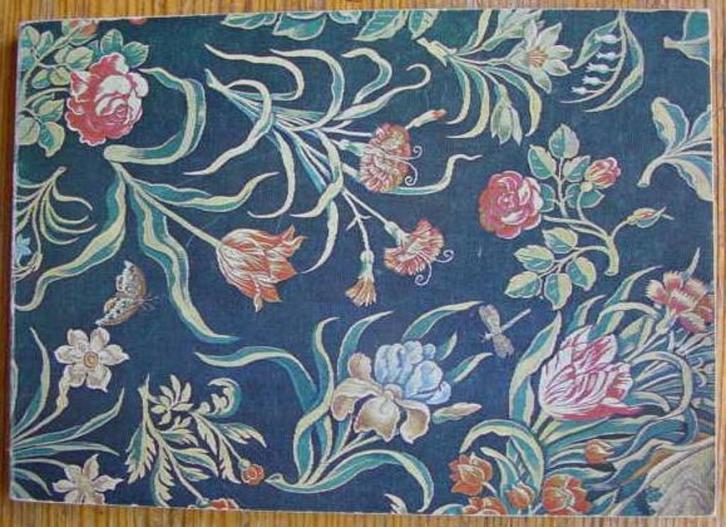 Geweven boeket.Tentoonstelling Nederlandse Bloemtafelkleden, Boeken, Kunst en Cultuur | Fotografie en Design, Zo goed als nieuw