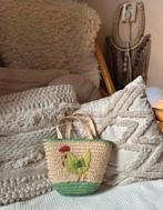 Klein tasje met kip / haan afgebeeld - gemaakt van riet, Diversen, Pasen, Ophalen of Verzenden, Zo goed als nieuw