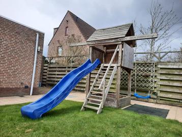 Speelhuisje tuin beschikbaar voor biedingen