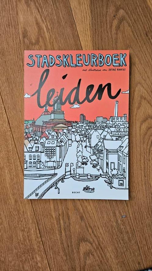 Stadskleurboek Leiden, Boeken, Hobby en Vrije tijd, Zo goed als nieuw, Overige onderwerpen, Ophalen