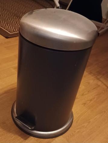 Pedaalemmer IKEA beschikbaar voor biedingen