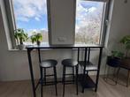 Nieuwe bartafel met 2 krukken - zo goed als ongebruikt!, Ophalen, 60 tot 90 cm, Zo goed als nieuw, Hout