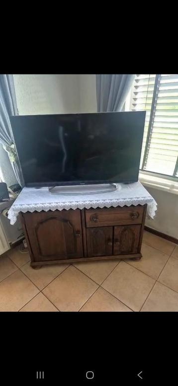 Tv kast gratis op te halen beschikbaar voor biedingen