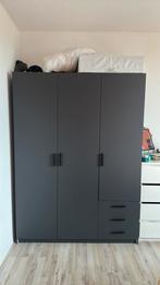Zwarte kast Leenbakker, Huis en Inrichting, Kasten | Kledingkasten, Ophalen, Zo goed als nieuw, 25 tot 50 cm, 150 tot 200 cm