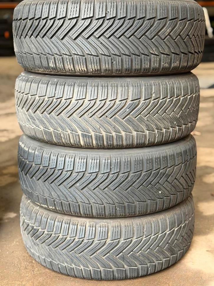 195/55, 205/55, 215/45, 205/60, 215/60, 215/65r16, Auto-onderdelen, Banden en Velgen, Band(en), Winterbanden, 16 inch, 205 mm