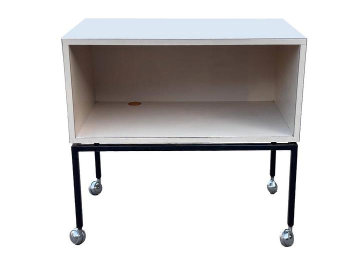 Vintage kastje audiomeubel op wieltjes LP kast, Antiek en Kunst, Antiek | Meubels | Kasten, Ophalen