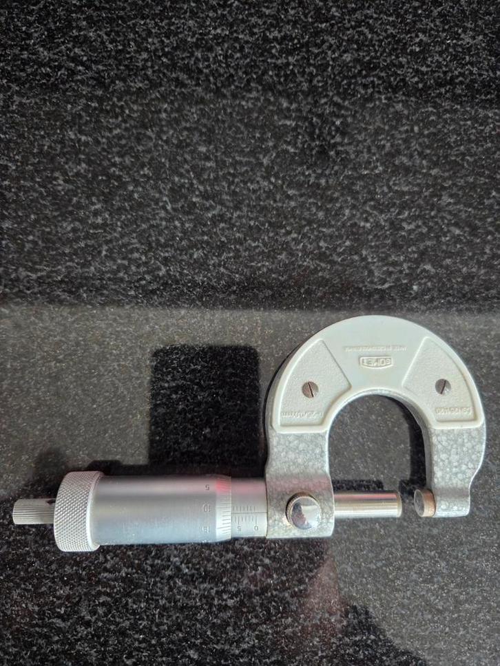 Somet Micrometer 0-25mm - Precisie Meting, Doe-het-zelf en Verbouw, Meetapparatuur, Gebruikt, Overige meters, Ophalen of Verzenden