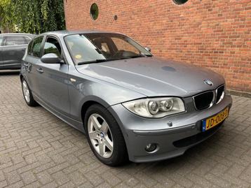 Bmw 1-SERIE 120i Executive auto cc xenon etc  beschikbaar voor biedingen