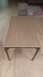 Stevige tafels. Stalen onderstel met formica tafelblad., Ophalen, Gebruikt, 70 tot 120 cm