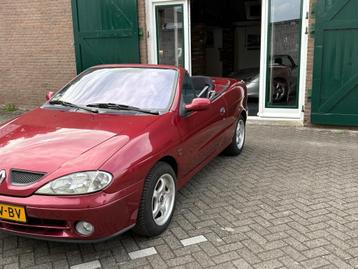 Renault Mégane 1.6 16V Cabriolet AUTOMAAT beschikbaar voor biedingen