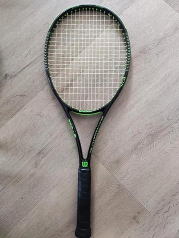 Wilson Blade 101L Tennis Racket BLX beschikbaar voor biedingen