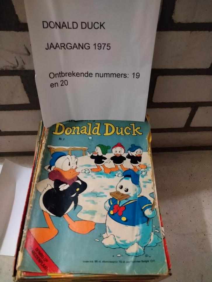 Donald Duck Jaargang 1975. Mist nr 19 en 20, Boeken, Stripboeken, Gelezen, Meerdere stripboeken, Ophalen of Verzenden