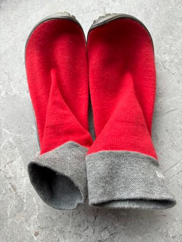 Leguano barefoot unisex classic rood maat S = 38/39 beschikbaar voor biedingen