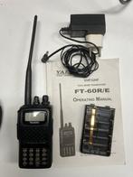 Yaesu FT-60 dual band porto, Telecommunicatie, Gebruikt, 15 km of meer, Ophalen of Verzenden, Portofoon of Walkie-talkie