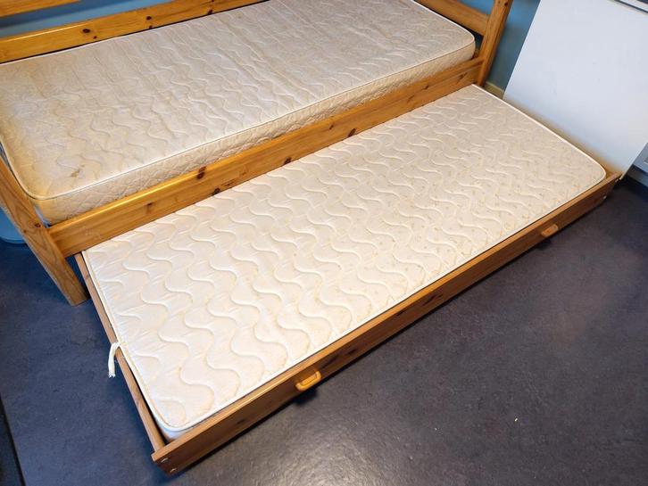 Flexa onderschuifbed, Huis en Inrichting, Slaapkamer | Bedden, Gebruikt, Eenpersoons, 90 cm, 200 cm, Hout, Bruin, Ophalen
