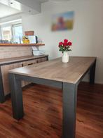 Industriële Eettafel - 4-6 Personen, Ophalen, Kunststof, 100 tot 150 cm, 200 cm of meer