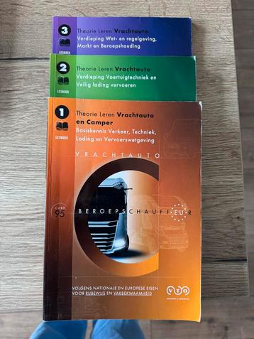 Theorieboeken Vrachtauto & Camper - Deel 1, 2, 3 beschikbaar voor biedingen
