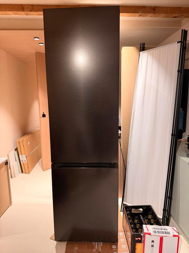 Samsung no frost - koel vries combinatie, Witgoed en Apparatuur, Koelkasten en IJskasten, Zo goed als nieuw, Met aparte vriezer