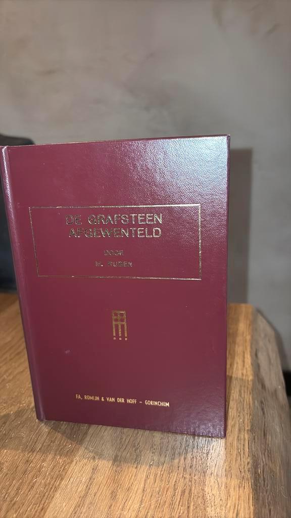 KR. M Ruben. De grafsteen afgewenteld, Boeken, Godsdienst en Theologie, Gelezen, Ophalen of Verzenden