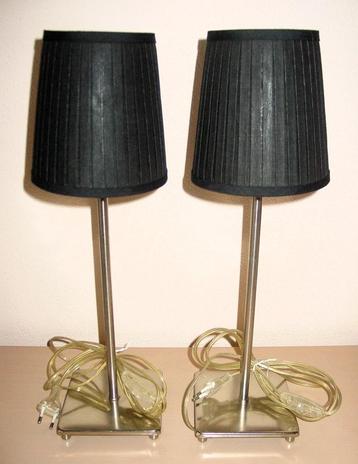 2 vintage Ikea RVS tafellampen met zwarte lampenkap beschikbaar voor biedingen