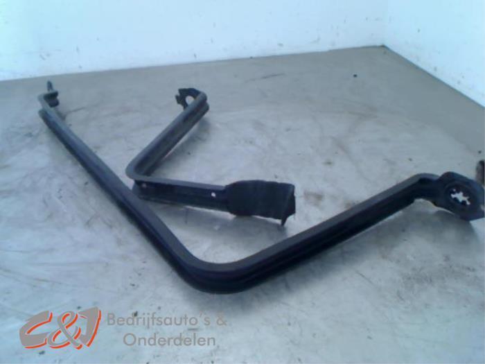 Tank Band van een Opel Combo, Auto-onderdelen, Carrosserie en Plaatwerk, Opel, Gebruikt, 3 maanden garantie, Ophalen of Verzenden