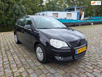 Volkswagen Polo 1.2 Trendline airco elektrische ramen cv op  beschikbaar voor biedingen