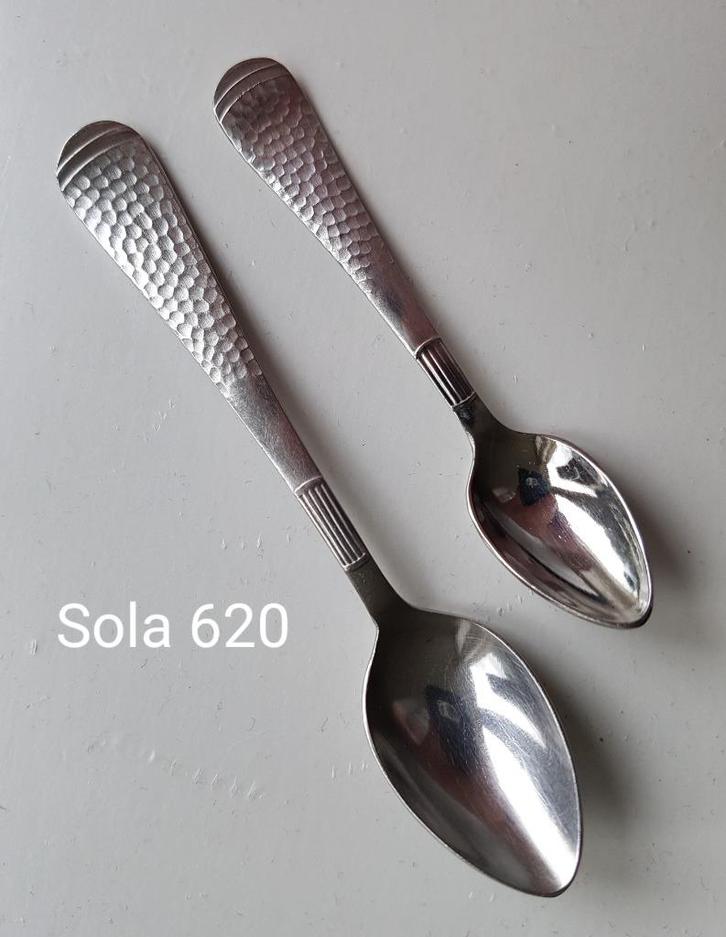 Bestekdelen Sola 620 hamerslag, Huis en Inrichting, Keuken | Bestek, Zo goed als nieuw, Los bestek, Rvs of Chroom, Vaatwasserbestendig