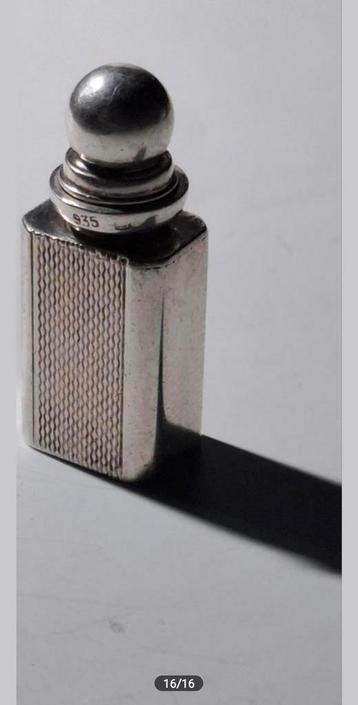 Zilveren 935 Miniatuur parfumflesjes, rond 1900 [zeldzaam]  beschikbaar voor biedingen