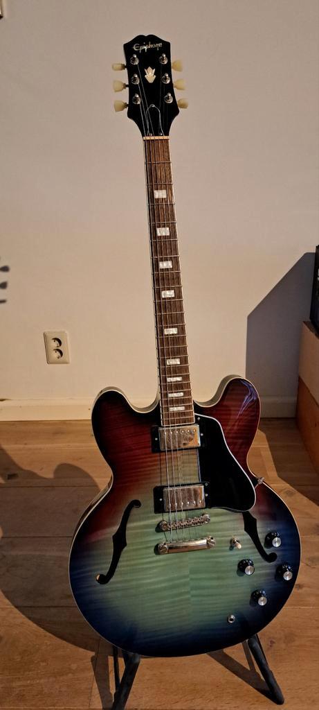 Nette Epiphone ES-335 Blueberry Burst, Muziek en Instrumenten, Snaarinstrumenten | Gitaren | Elektrisch, Zo goed als nieuw, Hollow body
