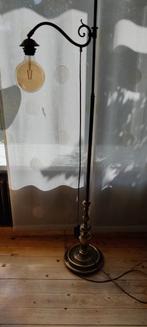 Vloerlamp klassiek model, Huis en Inrichting, Lampen | Vloerlampen, Ophalen, Gebruikt