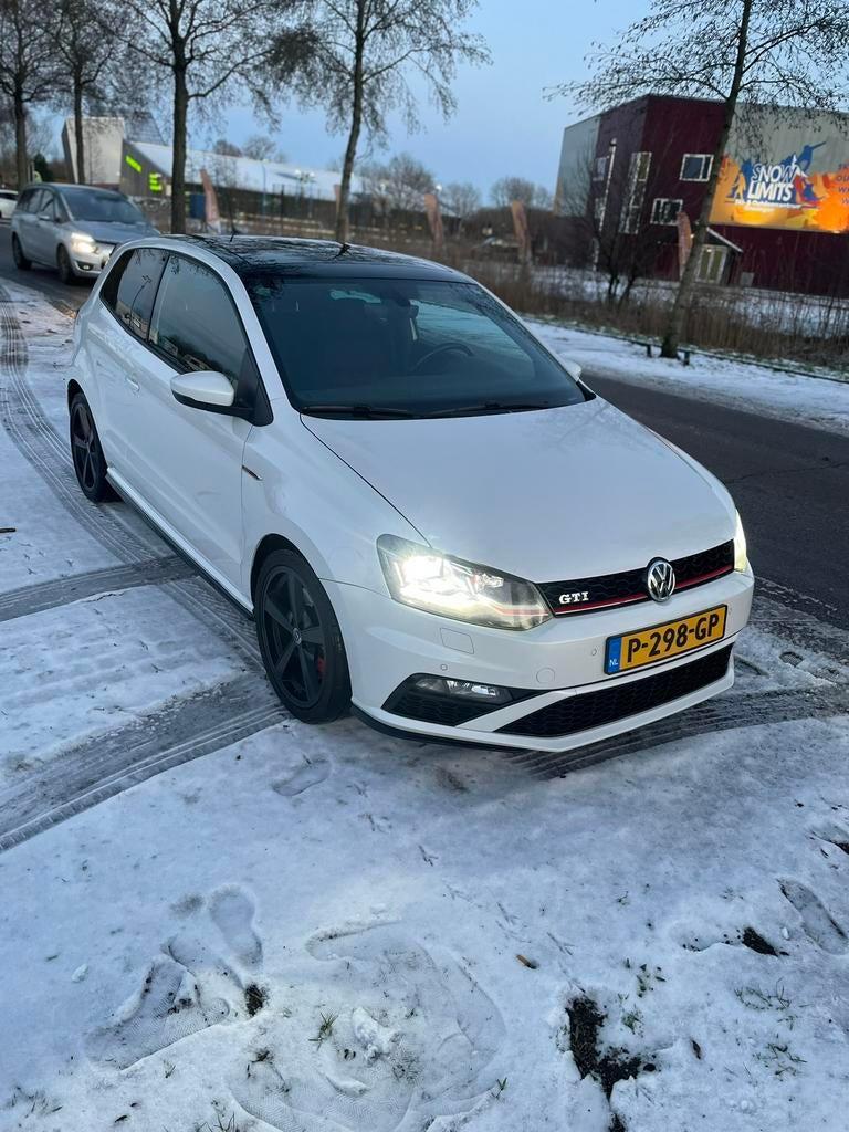 Volkswagen Polo 1.8 TSI 141KW BMT GTI 2016 Wit, Auto's, Volkswagen, Wit, 1180 kg, Particulier, 1100 kg