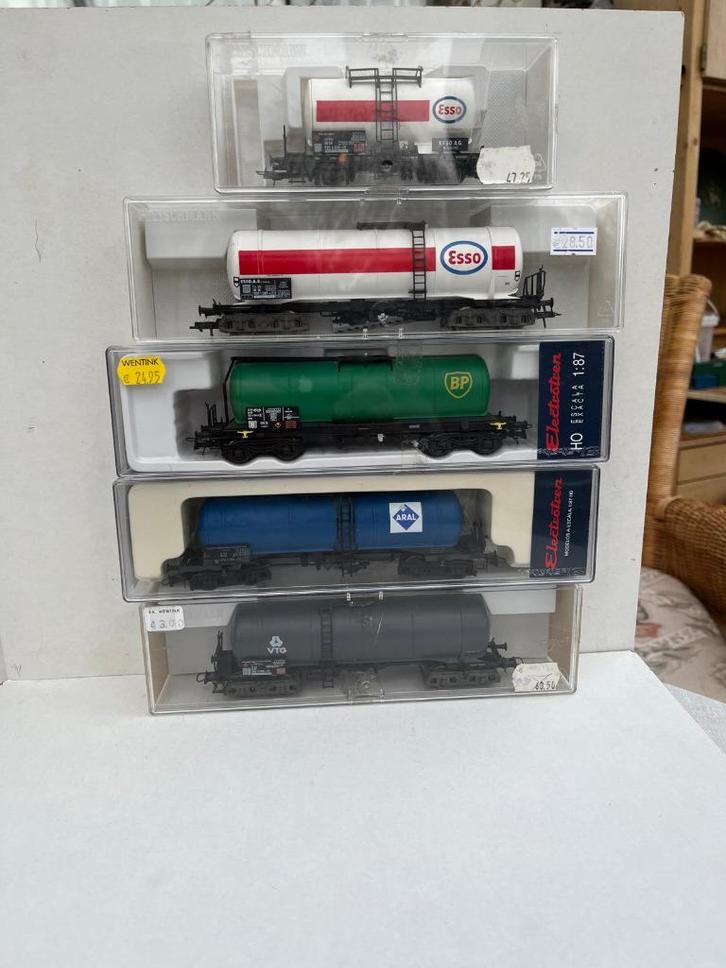HO tankwagons Fleischmann en Electrotren, Hobby en Vrije tijd, Modeltreinen | H0, Zo goed als nieuw, Wagon, Gelijkstroom, Fleischmann