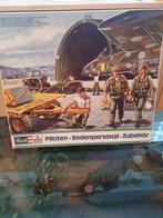 Revell piloten en grondpersoneel 1/48, Ophalen of Verzenden, Groter dan 1:72, Revell