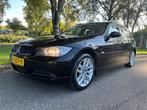 BMW 3 Serie Touring 318i Nieuwe ketting en klepseals airco, Auto's, Zwart, Stationwagon, Handgeschakeld, 1405 kg