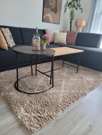 Beige vloerkleed hoogpolig