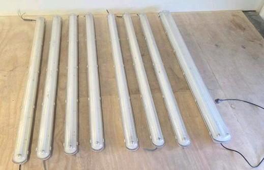 8x Waterdichte TL Verlichting 150cm - Enkel & Dubbel, Huis en Inrichting, Lampen | Plafondlampen, Gebruikt, Ophalen