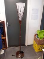 Staande brons metalen lamp met glazen kelk vloerlamp, Ophalen, Gebruikt, Glas, 150 tot 200 cm
