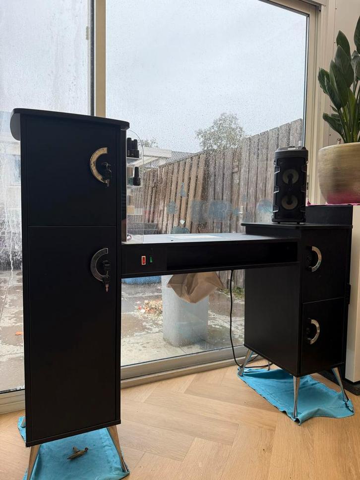 Nageltafel met Afzuiging - Perfect voor Nagelstudio!, Huis en Inrichting, Bureaus, Gebruikt, Bureau, Ophalen